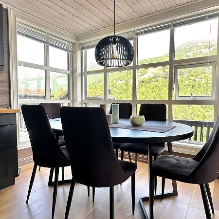 Lovise Mountain Apartment Stranda  Ngoại thất bức ảnh